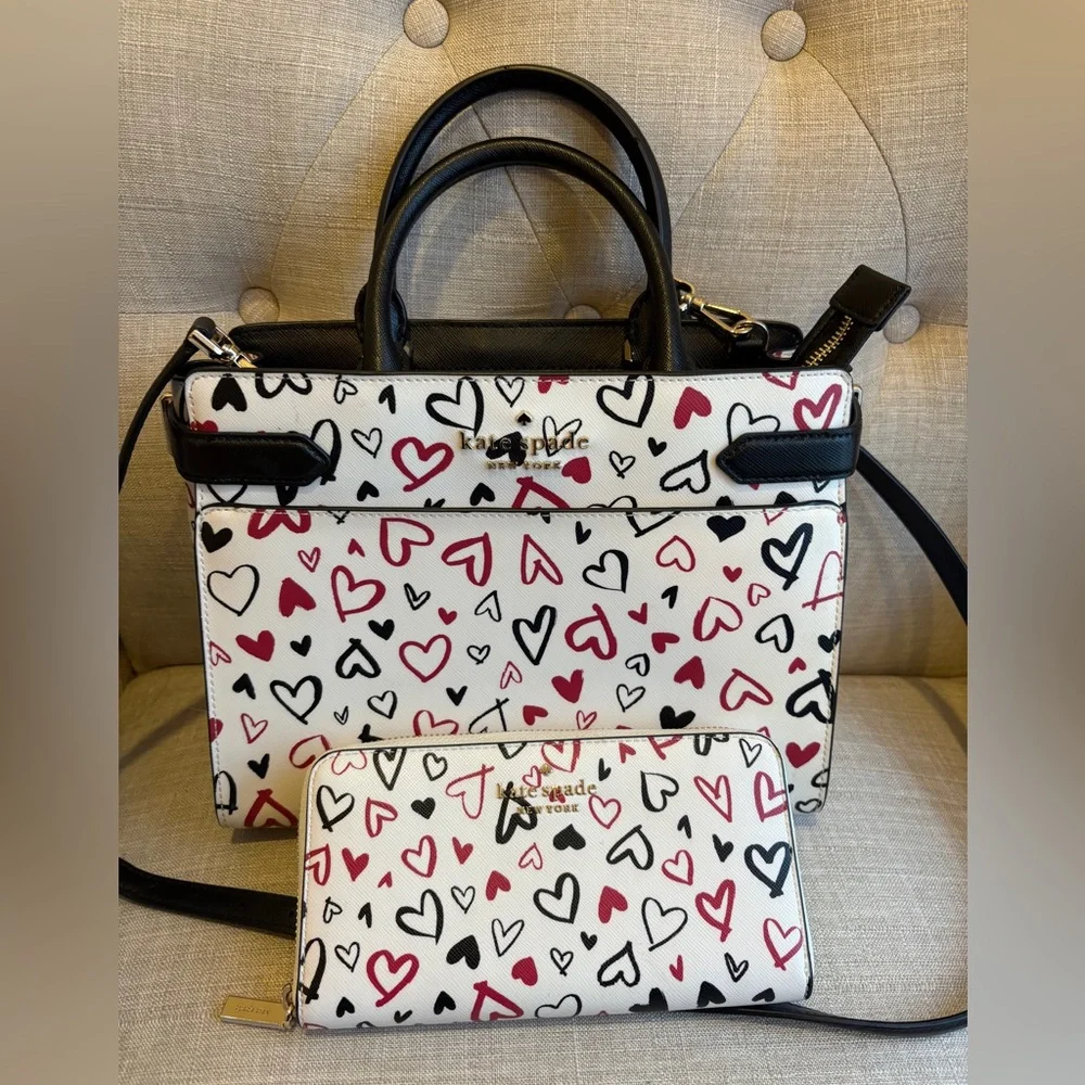 ❤️SOLD!!❤️Kate spade Staci heart printed medium satchel bag & wallet - Picture 7 of 8
